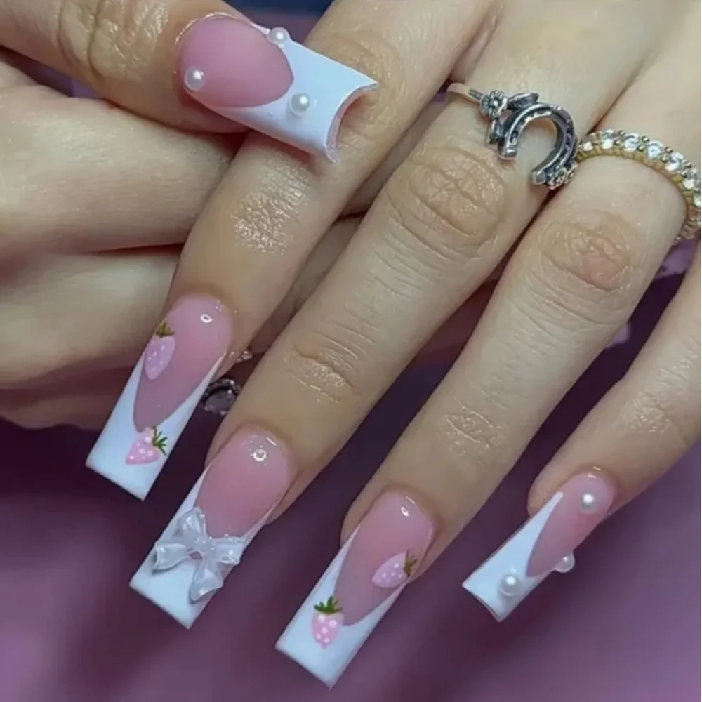 24 Pieces Fake Press On Nails